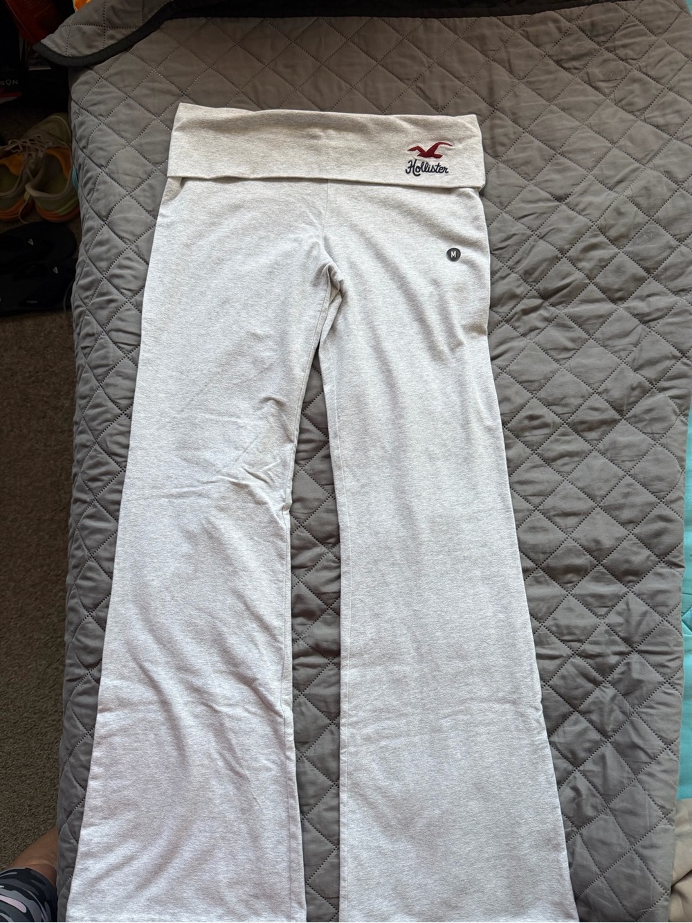 Hollister Light Gray Fold-Over Waist Yoga Pants with Red Logo